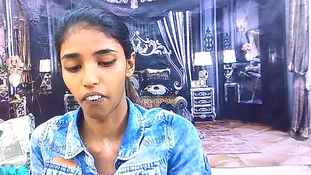 Snapshot of IndianSexySlender chatting on October 27, 5:19 am IndianSexySlender online show from October 27, 5:19 am