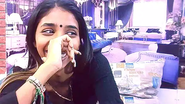 Snapshot of IndianSexySlender chatting on November 16, 5:12 am IndianSexySlender online show from November 16, 5:12 am