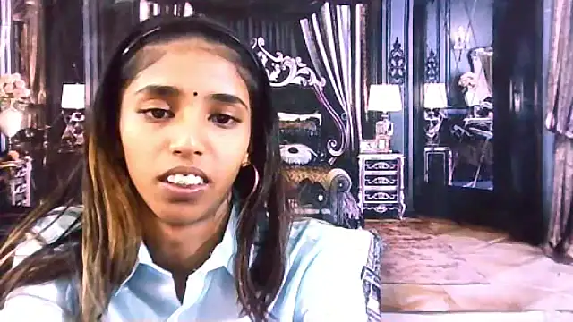 Snapshot of IndianSexySlender chatting on October 25, 8:13 am IndianSexySlender online show from October 25, 8:13 am