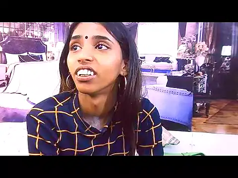 Snapshot of IndianSexySlender chatting on November 7, 5:34 am IndianSexySlender online show from November 7, 5:34 am