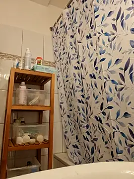 Josephine LIVE online show from November 28, 5:18 am