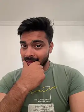 hotboysammy online show from December 22, 5:55 am