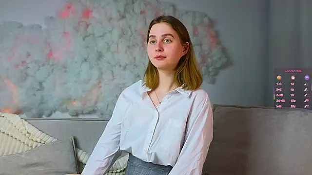 FalineBucher online show from March 3, 11:11 am