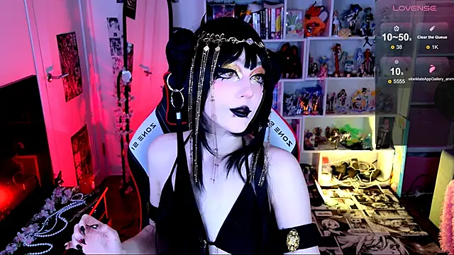 Snapshot of Aki__Ra chatting on May 21, 7:11 pm Aki Ra online show from May 21, 7:11 pm