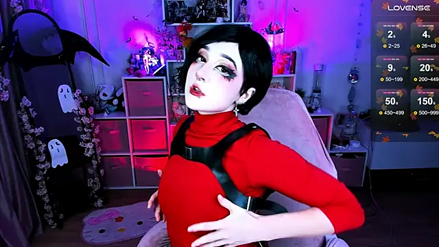 Snapshot of Aki__Ra chatting on November 9, 9:41 pm Aki Ra online show from November 9, 9:41 pm