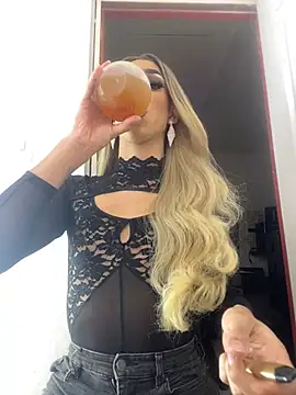 briana sex32 online show from January 10, 7:04 am