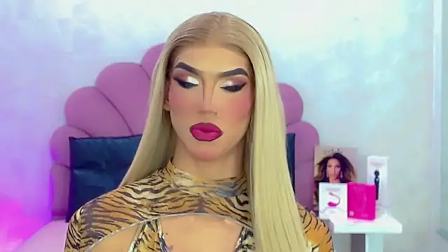 briana sex32 online show from April 12, 2:04 am