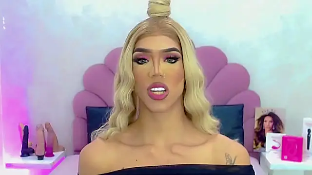 briana sex32 online show from March 15, 4:52 am