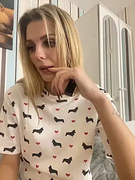 Snapshot of Liya_my chatting on March 19, 7:38 pm Liya my online show from March 19, 7:38 pm
