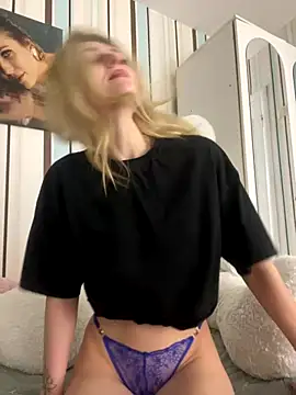 Liya my online show from December 18, 8:56 pm