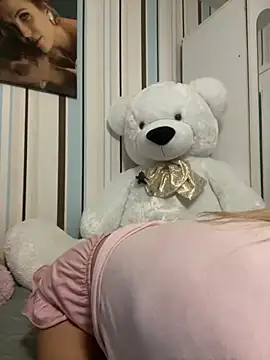 Snapshot of Liya_my chatting on September 8, 5:56 pm Liya my online show from September 8, 5:56 pm