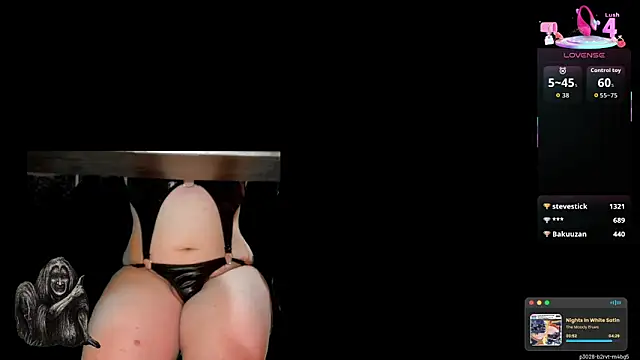 baileylevay online show from December 4, 2:43 am