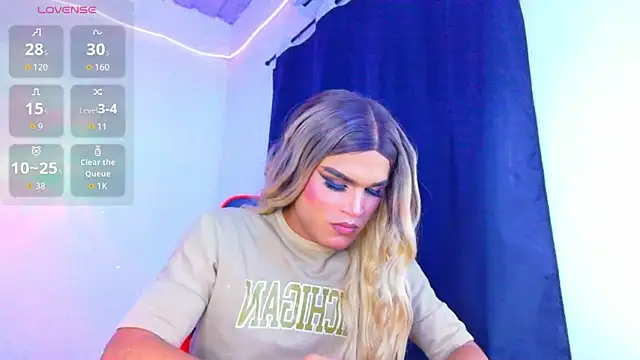 AllisonsweetZ online show from April 28, 4:17 am
