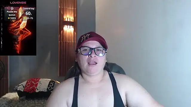 Snapshot of katty_femdom chatting on October 2, 12:41 pm katty femdom online show from October 2, 12:41 pm