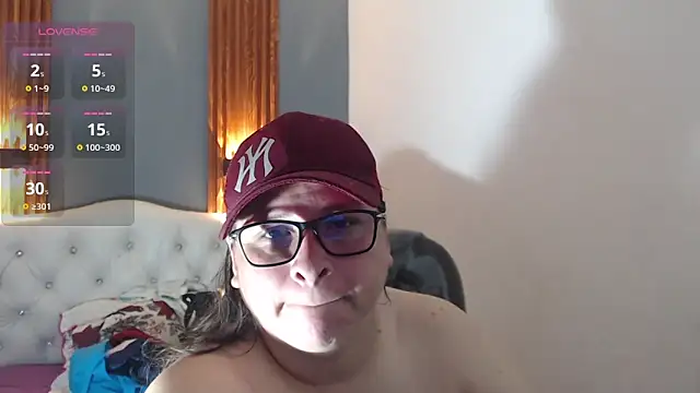 Snapshot of katty_femdom chatting on February 8, 9:51 am katty femdom online show from February 8, 9:51 am