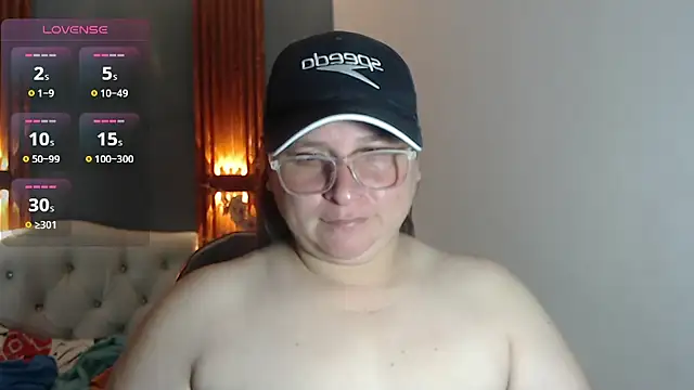 Snapshot of katty_femdom chatting on June 29, 9:16 am katty femdom online show from June 29, 9:16 am