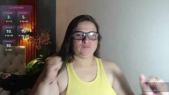 Snapshot of katty_femdom chatting on February 21, 1:13 pm katty femdom online show from February 21, 1:13 pm