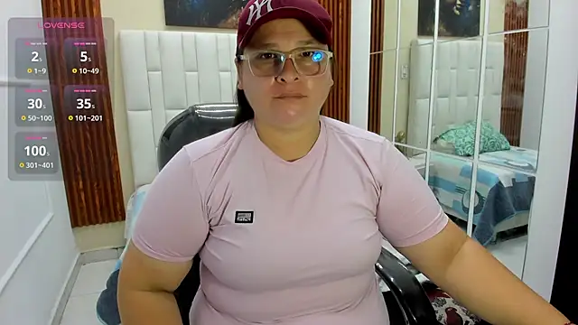 Snapshot of katty_femdom chatting on July 9, 9:10 am katty femdom online show from July 9, 9:10 am
