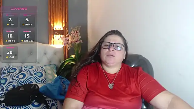 Snapshot of katty_femdom chatting on January 16, 9:13 am katty femdom online show from January 16, 9:13 am