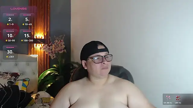 Snapshot of katty_femdom chatting on February 20, 12:51 pm katty femdom online show from February 20, 12:51 pm