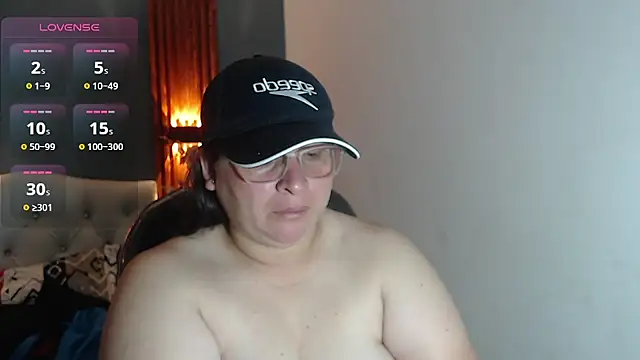 Snapshot of katty_femdom chatting on June 27, 9:26 am katty femdom online show from June 27, 9:26 am