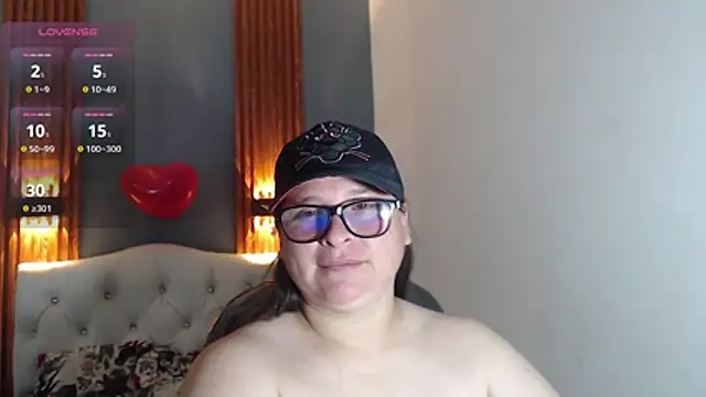 Snapshot of katty_femdom chatting on March 1, 12:27 pm katty femdom online show from March 1, 12:27 pm