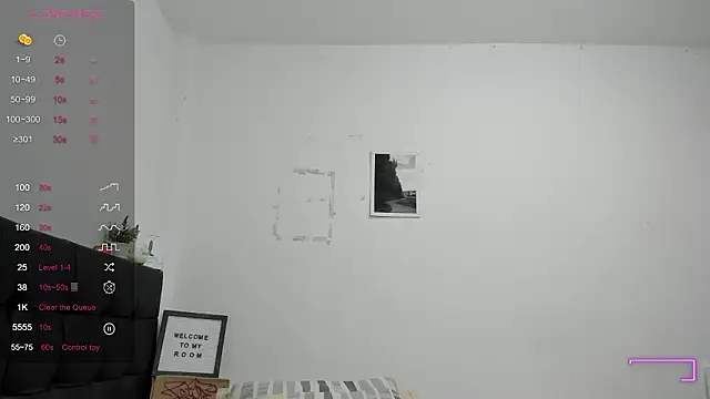 Snapshot of RoddyRich11 chatting on February 9, 12:14 pm RoddyRich11 online show from February 9, 12:14 pm