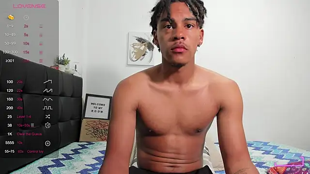 RoddyRich11 online show from October 30, 11:01 pm