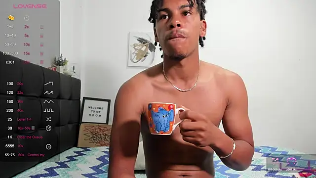 RoddyRich11 online show from November 8, 12:20 pm