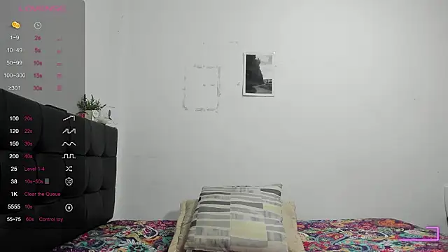 RoddyRich11 online show from March 6, 12:00 pm