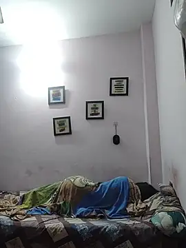 L9vefromAkhil online show from March 19, 7:19 am