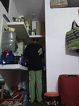 L9vefromAkhil online show from March 12, 4:00 pm