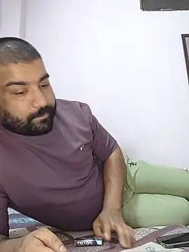 L9vefromAkhil online show from March 15, 6:37 pm