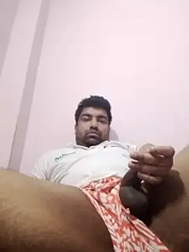 L9vefromAkhil online show from February 13, 5:35 pm