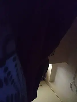 L9vefromAkhil online show from April 18, 4:04 am