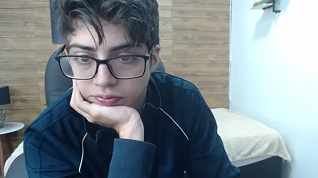 jhoellx online show from February 13, 12:43 pm