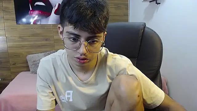 jhoellx online show from September 29, 7:41 pm