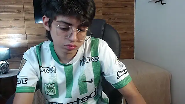 jhoellx online show from November 20, 7:47 pm