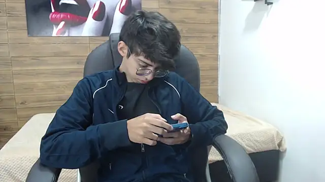 jhoellx online show from February 18, 12:49 pm