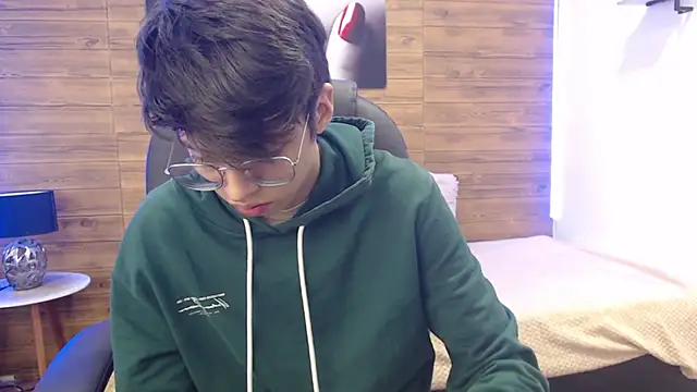 jhoellx online show from February 21, 1:11 pm