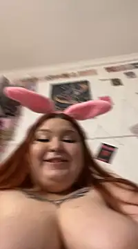 Helen Shine online show from March 1, 9:15 pm