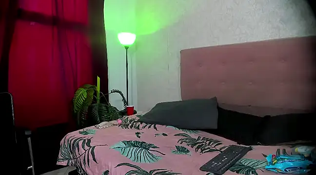 Snapshot of diabla_sexyboobs chatting on March 2, 10:02 pm diabla sexyboobs online show from March 2, 10:02 pm