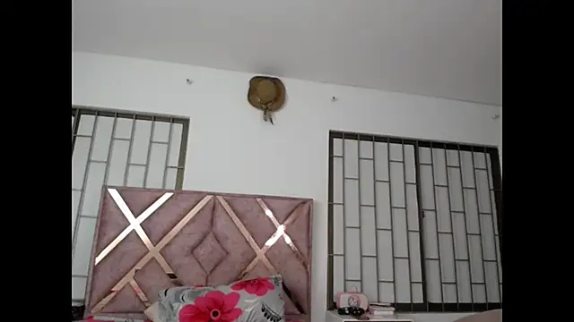 diabla sexyboobs online show from May 5, 10:40 am