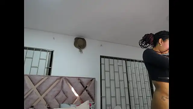 diabla sexyboobs online show from April 30, 3:02 am