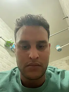 Snapshot of Cristian_099 chatting on July 8, 10:21 pm Cristian 099 online show from July 8, 10:21 pm