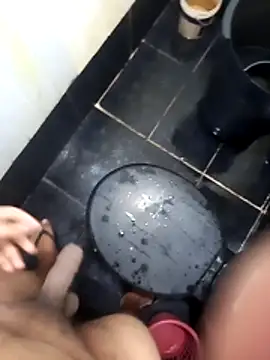 divertoooo online show from February 7, 8:11 am