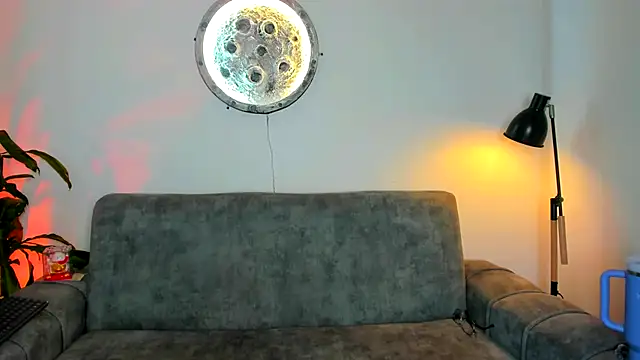 Snapshot of kendal_scott1 chatting on June 9, 10:11 pm kendal scott1 online show from June 9, 10:11 pm