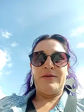 sophie banger online show from March 29, 8:32 pm