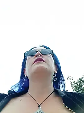 sophie banger online show from January 11, 6:37 pm