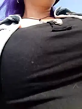 sophie banger online show from November 17, 6:45 pm